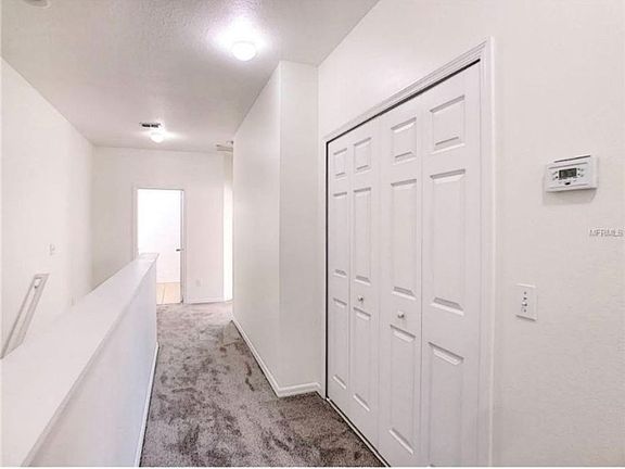 5th image of 555 Glastonbury Dr