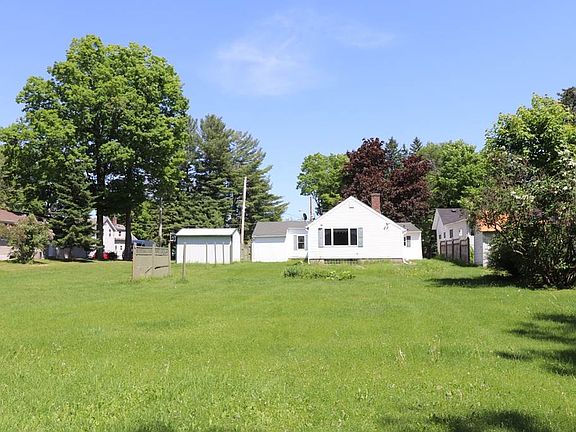 4th image of 459 1st Ave