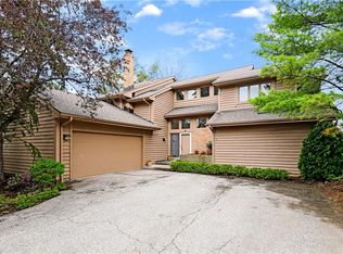 5 Salem Ct, Beachwood, OH