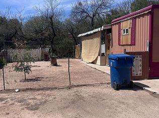 1600 E Roger Rd TRAILER 17, Tucson, AZ 85719