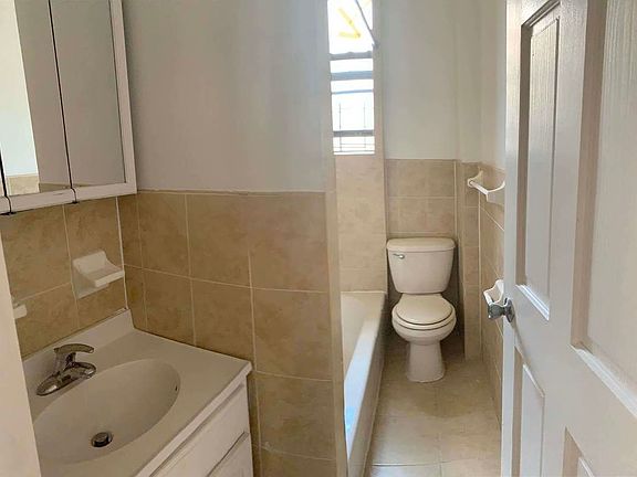 3rd image of 140 Van Cortlandt Ave W #7GG
