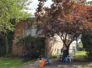 10 Jacaruso Dr, Spring Valley, NY 10977