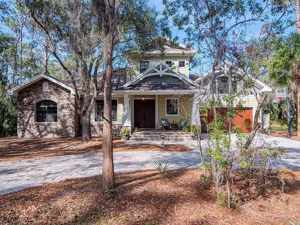 5911 River Forest Cir, Bradenton, FL 34203