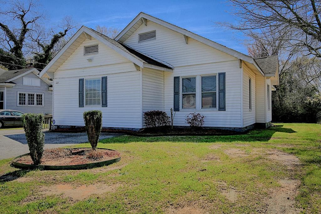 605 Calhoun Ave, Greenwood, SC 29649 MLS 130452 Zillow