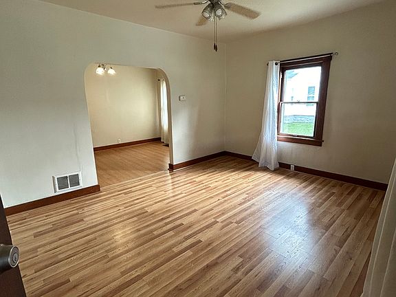 2nd image of 297 McClure Ave