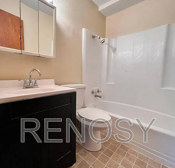 303 S Madison St #1 — Photo 10