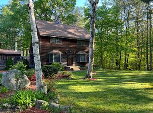 70 Whittier St, Newton, NH 03858