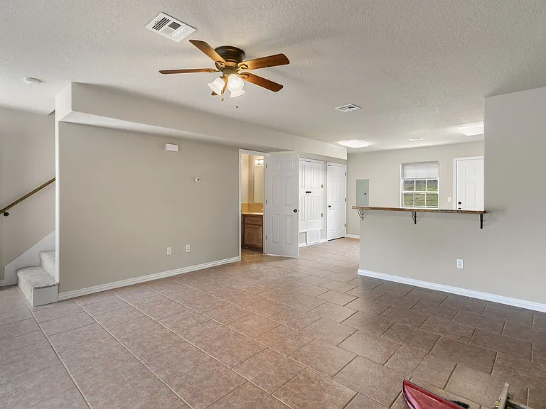 703 W Garland St #A — Photo 5