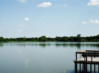 314 Lakewood Dr, Waxahachie, TX 75165