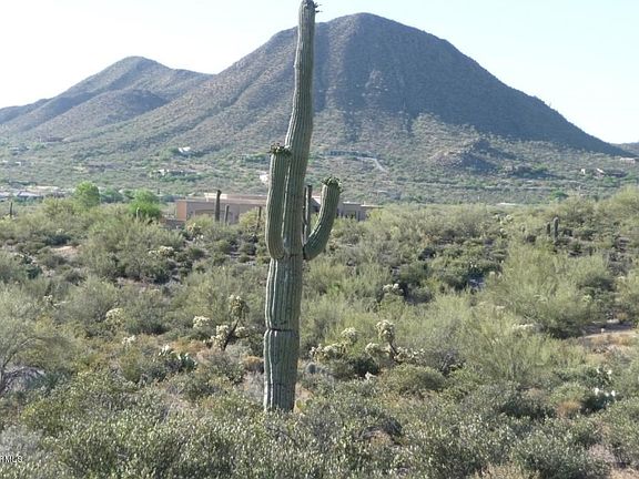 2nd image of 4929 W Saguaro Cliffs Dr