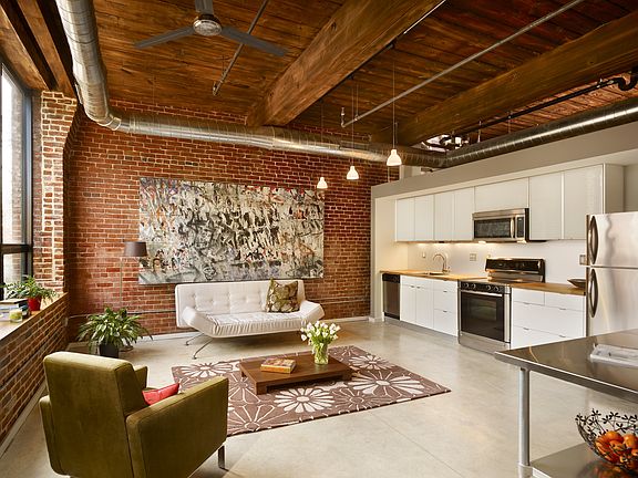 2nd image of 1714 Memphis St APT 205