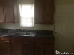 115 E Johnson St #A, Rancho Dominguez, CA 90220