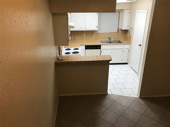 5th image of 14515 Wunderlich Dr Unit 209