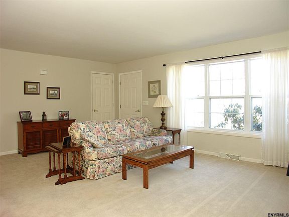 3rd image of 56 Ponderosa Dr