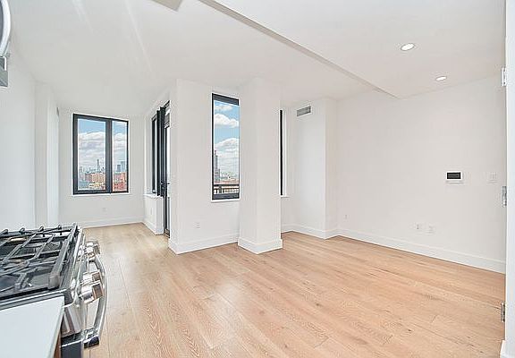 5th image of 69 E 125th St APT 10B