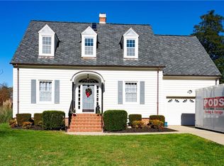 4212 Village Woods Ln, Chester, VA 23831