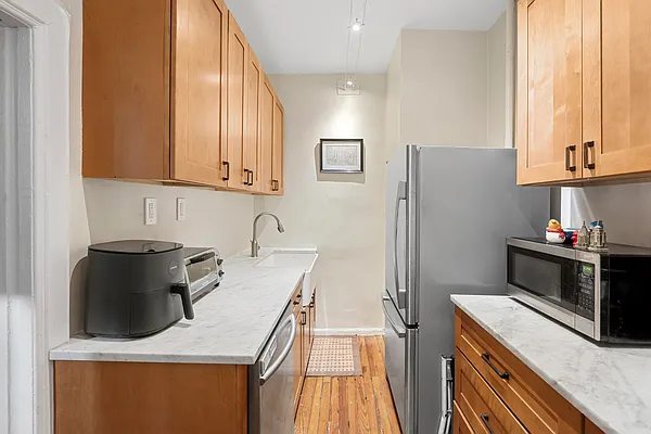 Rented by Nest Seekers International | media 6