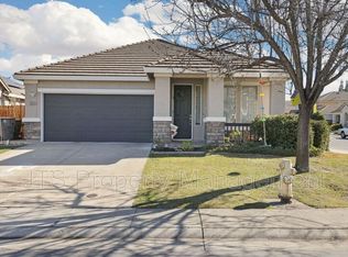 2326 Canary Dr, Rocklin, CA