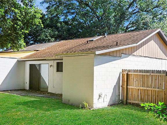 5th image of 2220 Lancewood Ct