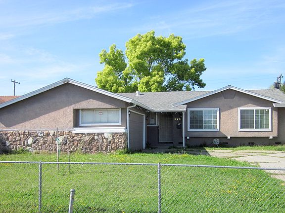 2nd image of 2271 Craig Ave