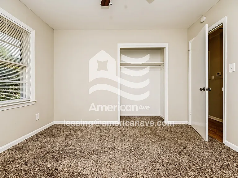 435964_010_wm_-_bedroom_13448443.jpg