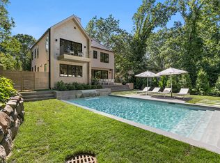 40 Lincoln St, Sag Harbor, NY 11963