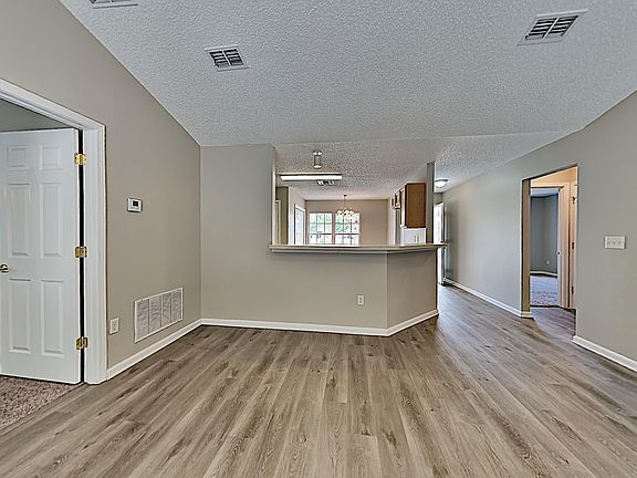 3rd image of 3715 Alcove Dr