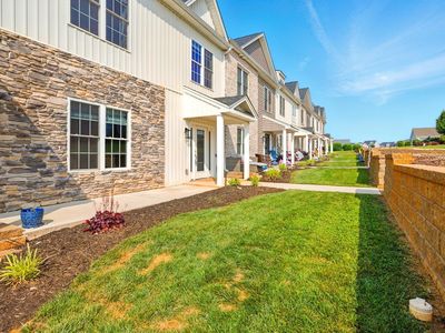 1036 Brownstone Ln, Forest, VA, 24551