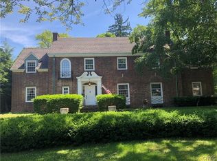 118 Hampshire Rd, Syracuse, NY 13203