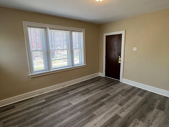 4th image of 2838 Gasconade St Floor 1