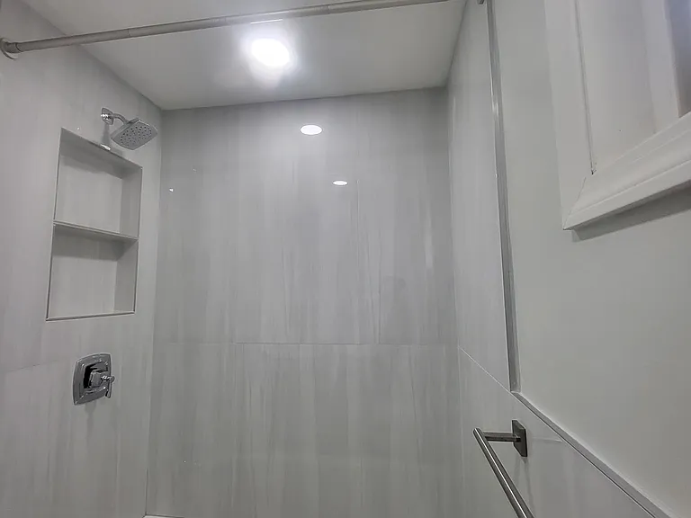 1289 S Main St #2W — Photo 6