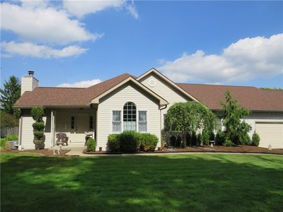 806 Kocher Dr, Grove City, PA, 16127