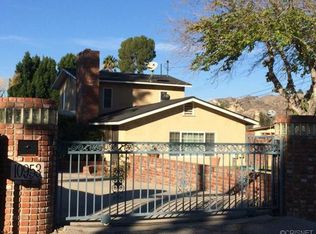 10953 Odell Ave, Sunland, CA 91040