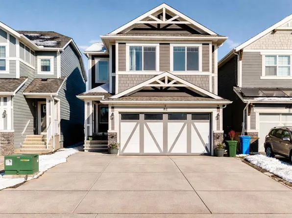 82 W Magnolia Ct SE, Calgary, AB T3M 3M6
