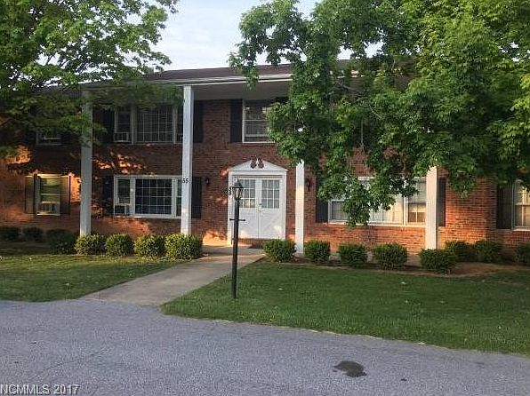 1st image of 55 Brookside Dr