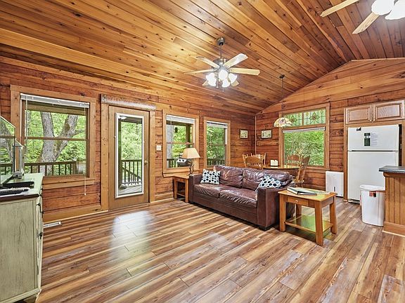 4th image of 10413 Lower Alarka Rd
