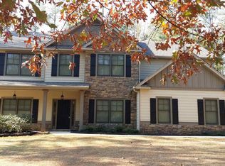 526 Wild Turkey Dr, Pine Mountain, GA 31822