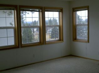 8207 N Ridgewood Dr APT 3, Hayden Lake, ID 83835