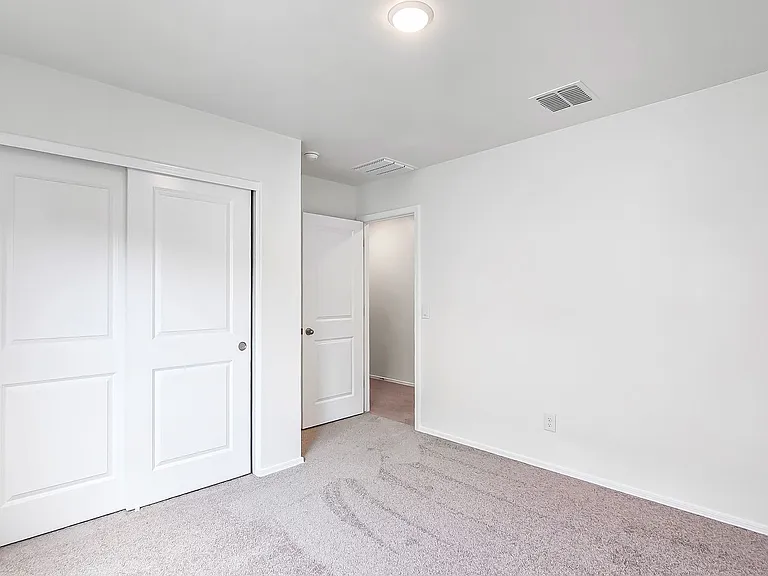 8562 S 253rd Ave — Photo 18