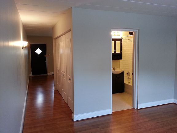4th image of 652 Washington Blvd APT 1D