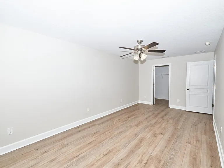 23903 Sardinia Dr — Photo 46