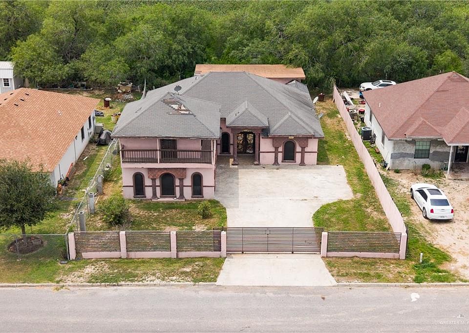 1st image of 2502 Carnation Cir