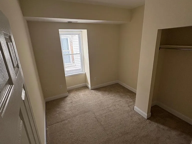 413 N Preston St #3 — Photo 5