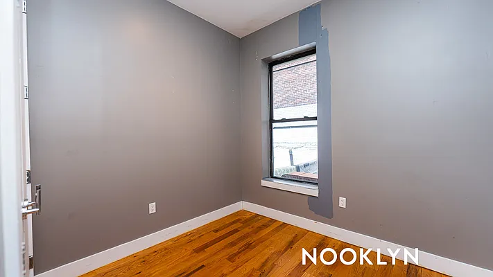 Rented by Nooklyn NYC LLC | media 12