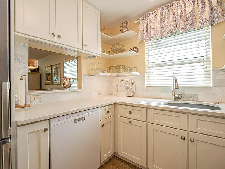 36 Vista Gardens Trl #201 — Photo 13