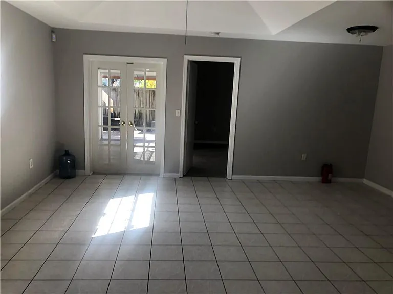4109 Eastridge Cir — Photo 4