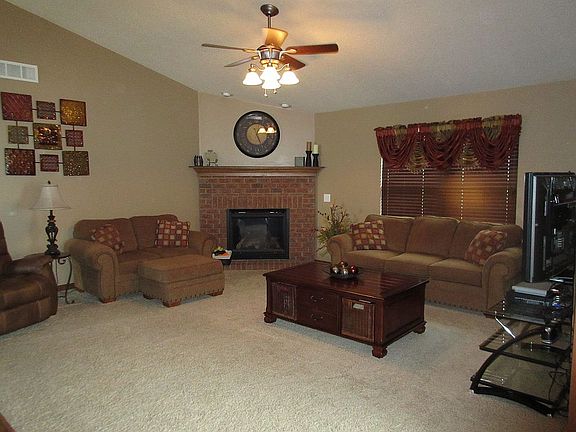 2nd image of 1150 Homestead Dr
