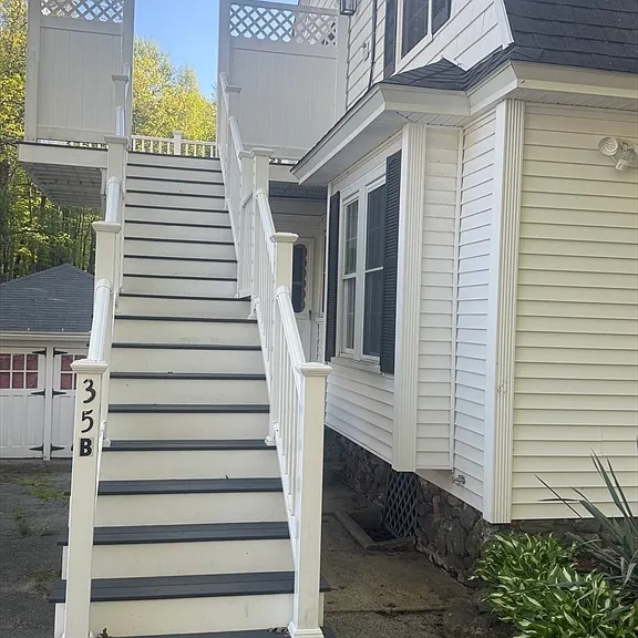 35B Beach St #B — Photo 16