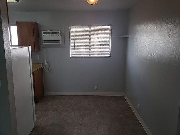 3rd image of 610 D St #3