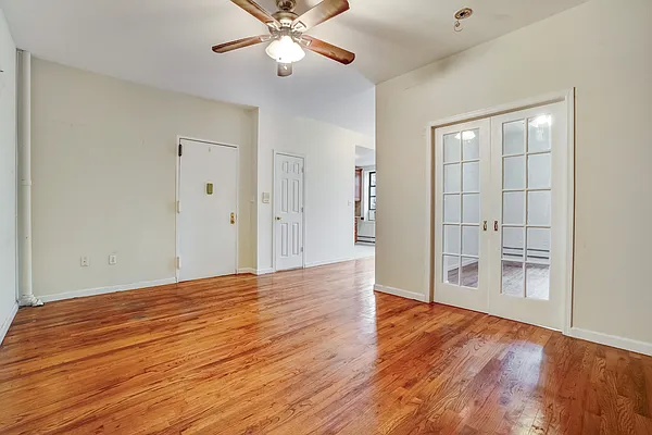 Rented by Twyford Real Estate | media 8